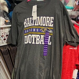 Men’s size XL  grey purple color Baltimore Ravens Gray Short Sleeve Tee